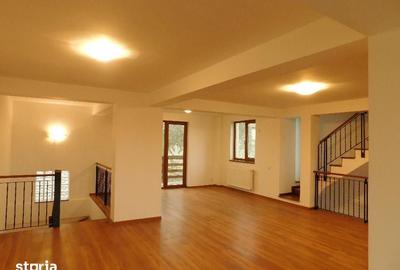 Casă cu 4 camere cu Teren 250 Mp în Apărătorii Patriei - 3