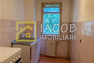 Apartament cu 3 camere semidecomandat în Milcov - 5