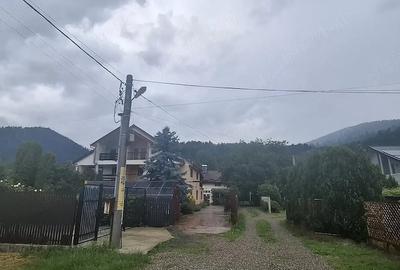 Teren de 1374 mp, în Central - 2