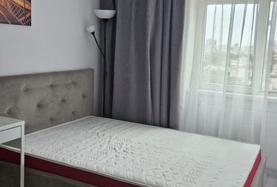 Garsonieră în Romană - 2