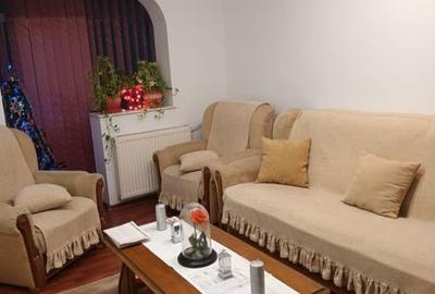 Apartament cu 3 camere semidecomandat în Ostroveni - 4