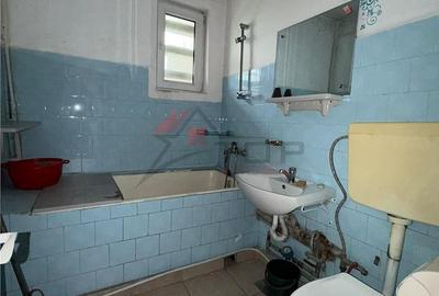 Apartament cu 2 camere semidecomandat în Podu Roș - 3