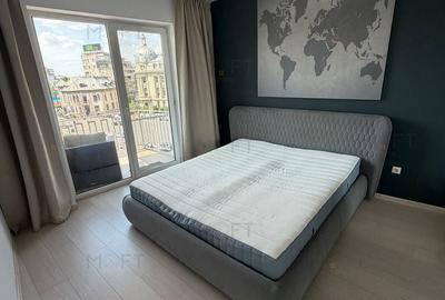 Apartament cu 3 camere semidecomandat în P-ța Romană