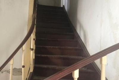 Casă cu 4 camere în Central - 6
