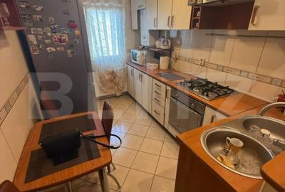 Apartament cu 3 camere decomandat în Ștefan cel Mare
