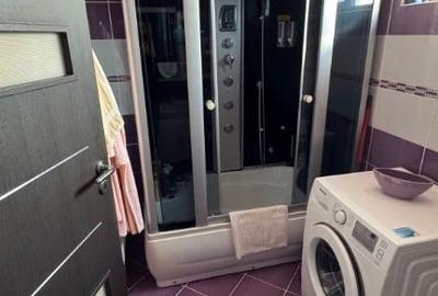 Apartament cu 3 camere decomandat în Valea Rosie