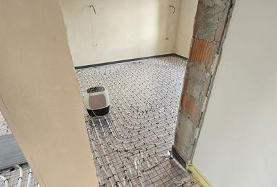 Casă cu 3 camere cu Teren 450 Mp în Tomești