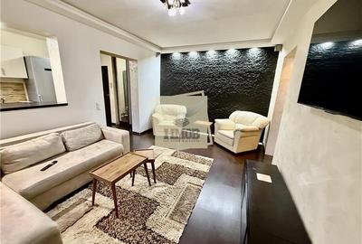 Apartament cu 2 camere semidecomandat, mobilat în Central
