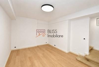 Apartament cu 3 camere semidecomandat în Victoriei