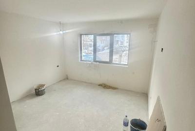 Apartament cu 4 camere în Central