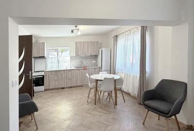 Casă individuală cu 9 camere cu Teren 400 Mp în Noua - 4