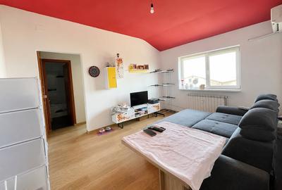 Apartament cu 3 camere semidecomandat, mobilat în Inel I