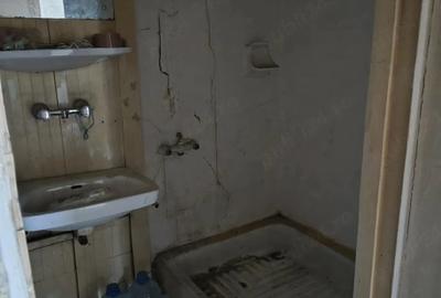 Apartament cu 4 camere decomandat în Central - 2