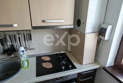 Apartament cu 3 camere decomandat în Tractorul - 13