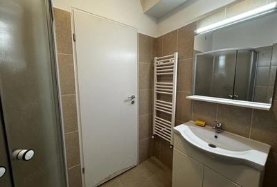 Garsonieră decomandată în Complex Studențesc