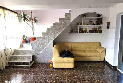 Casă cu 5 camere cu Teren 156 Mp în Lacu Dulce