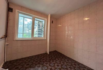 Apartament cu 3 camere semidecomandat în Crângași - 4