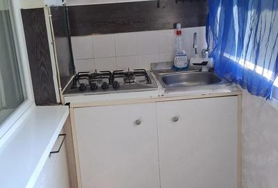 Garsonieră decomandată în Micro 19