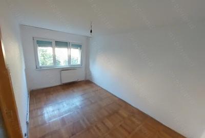 Apartament cu 3 camere semidecomandat în Govândari - 3