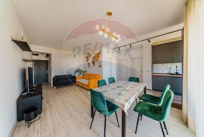 Apartament cu 3 camere semidecomandat, mobilat în UTA - 1