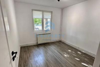 Apartament cu 4 camere decomandat în Apărătorii Patriei