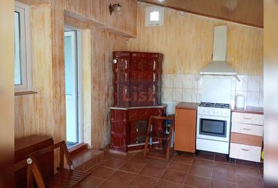 Casă cu 2 camere cu Garaj în Braniștea - 6