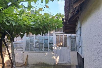 Casă cu 4 camere în Central - 4