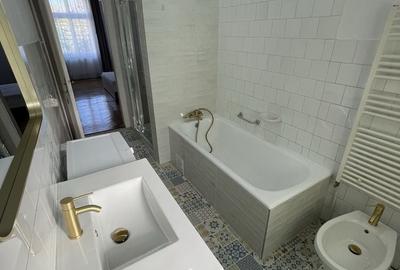 Apartament cu 3 camere în Dosu Bricii