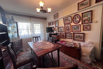 Apartament cu 2 camere decomandat în Decebal