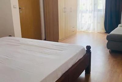 Casă cu 4 camere cu Teren 300 Mp în Trăisteni - 2