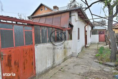 Casă cu 3 camere cu Teren 190 Mp în Central