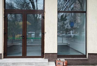 Spațiu comercial, de 24 mp, în Central