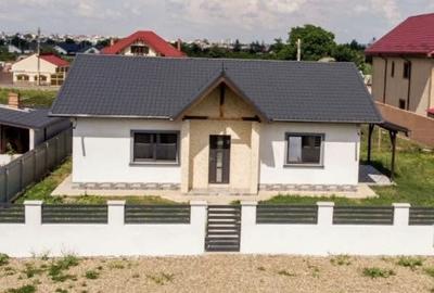 Casă cu 3 camere în Horia