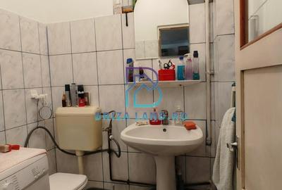 Casă individuală cu 13 camere cu Canalizare în Bucureștii Noi - 13