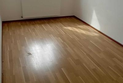Casă cu 4 camere în Dumbrăvița - 2