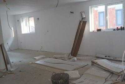 Casă cu 3 camere în Central