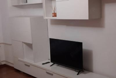 Apartament cu 2 camere decomandat, mobilat în Titan