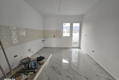 Casă cu 3 camere cu Teren 200 Mp în Central