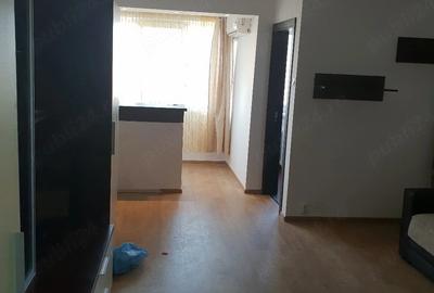 Garsonieră semidecomandată în Costin Georgian