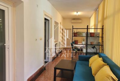Apartament cu 3 camere decomandat, mobilat în Complex Studențesc