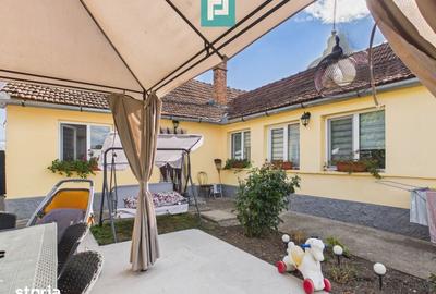 Casă cu 3 camere cu Teren 1500 Mp în Central
