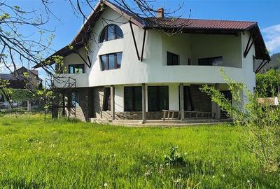 Casă individuală cu 6 camere cu Teren 786 Mp în Nord-Est - 2
