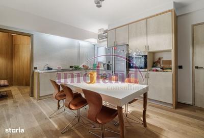 Apartament cu 3 camere în Victoriei