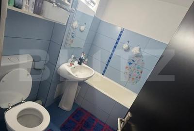 Apartament cu 2 camere decomandat, mobilat în Tractorul - 4