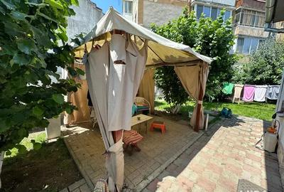 Casă cu 3 camere cu Teren 250 Mp în Central - 1