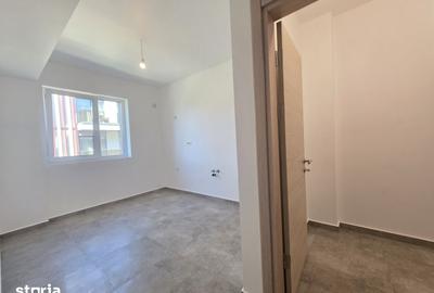 Apartament cu 3 camere decomandat în Tractorul - 2