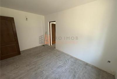 Apartament cu 2 camere decomandat în 1 Decembrie - 1