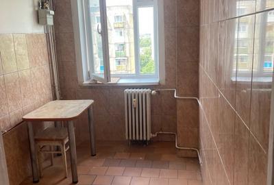 Apartament cu 2 camere semidecomandat în Drumul Taberei - 1