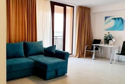 Apartament cu 3 camere decomandat, mobilat în Central