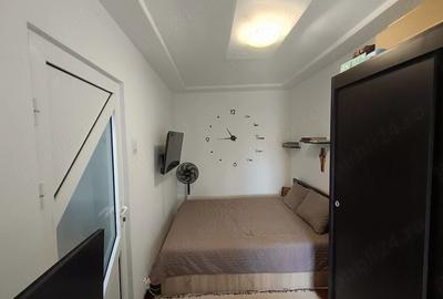 Apartament cu 2 camere semidecomandat în Micro 6